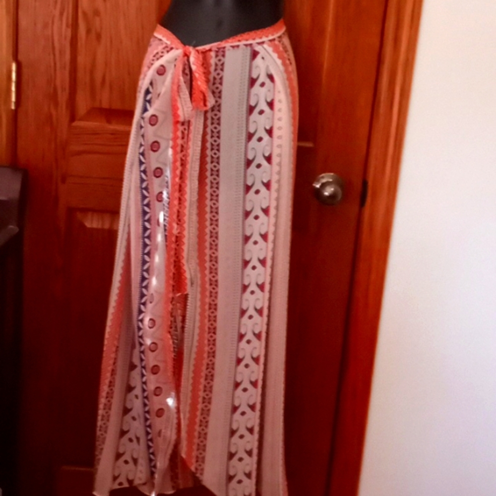 Swim wrap,never worn. new.